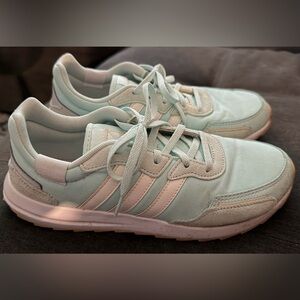 Adidas Retro Run Sneakers GZ5350 - Women’s Size 8 - Halo Mint/Halo Blue
